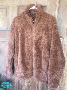 Uniqlo Brown Plush Full-Zip Puffer Jacket